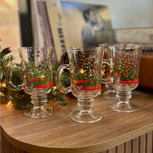 Vintage Libbey Footed Irish Christmas Mugs - Set of 4